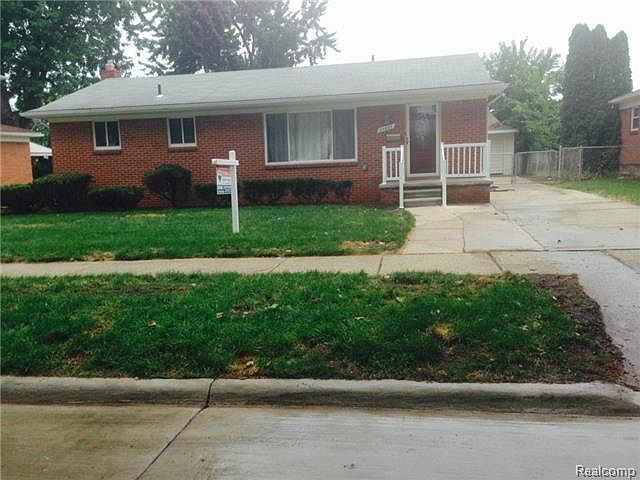 1st image of 25837 Warrington St