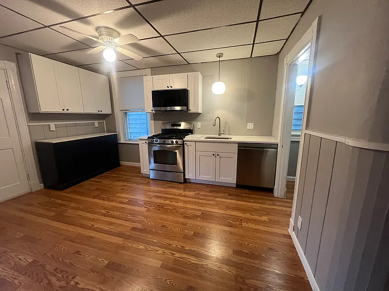 53 Farragut Rd #1 — Photo 11