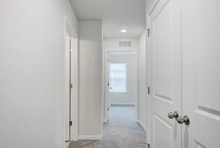 4840 Ludlow Ln — Photo 22