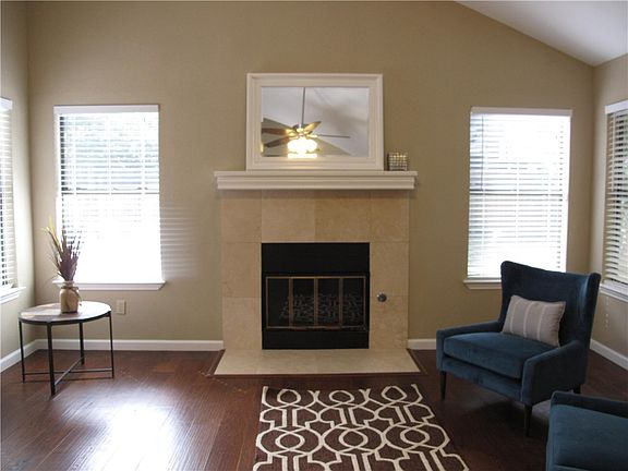 2nd image of 12908 Humphrey Dr