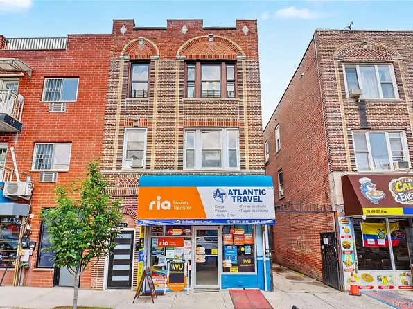 9807 37th Ave, Flushing, NY 11368