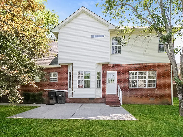 398 Roxie Ct — Photo 25