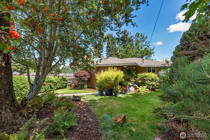 4th image of 12200 85th Avenue S