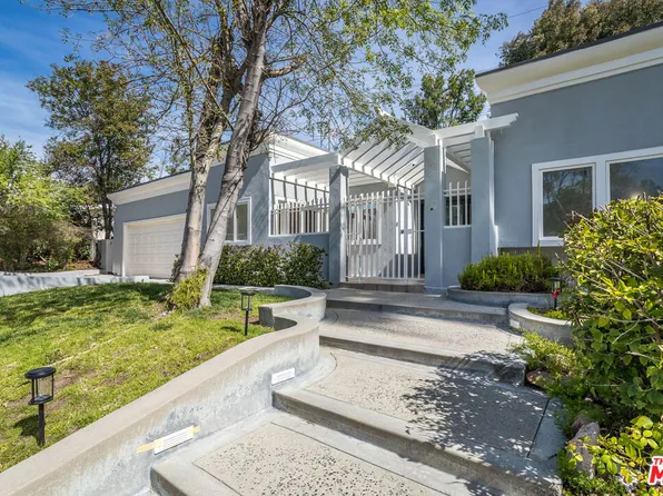 18623 Palomino Dr, Tarzana, CA 91356