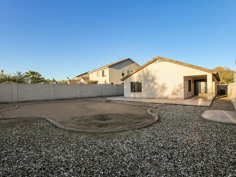 27618 N 63rd Dr — Photo 15