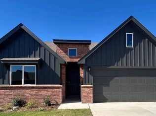 6205 Green Meadow Ln, Oklahoma City, OK 73132