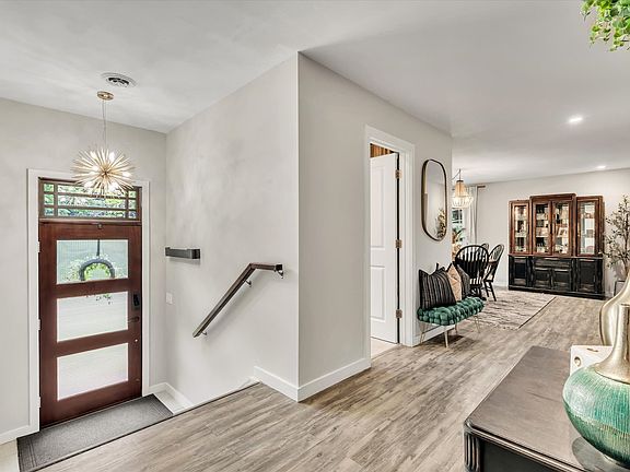 3rd image of 3512 38th St