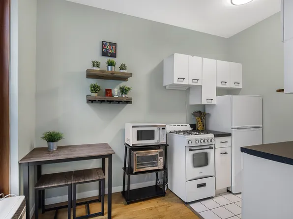 508 East 78th Street image 2 of 5