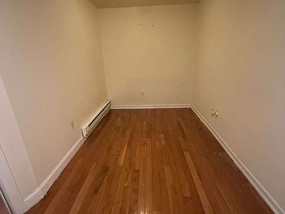 4th image of 5902-04 Madison St #12