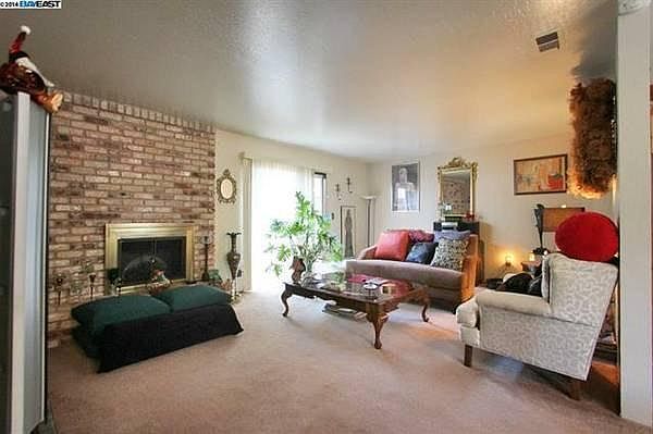 1st image of 21149 Montgomery Ave