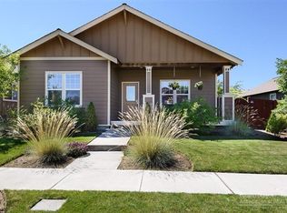 3071 NE Yellow Ribbon Dr, Bend, OR 97701
