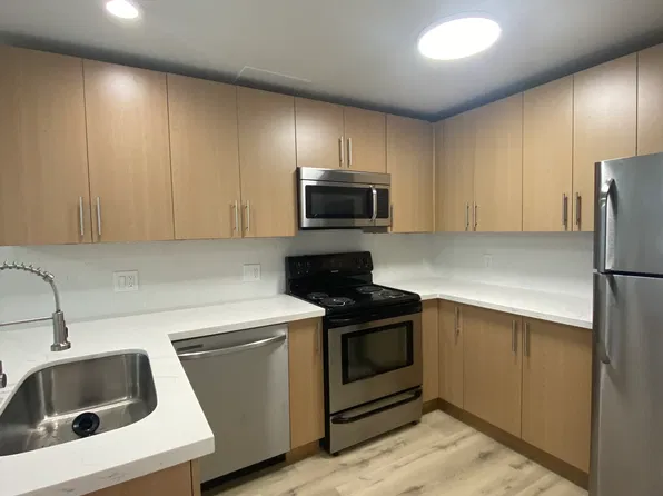 7713 Timber Hill Dr APT C, Everett, WA 98203