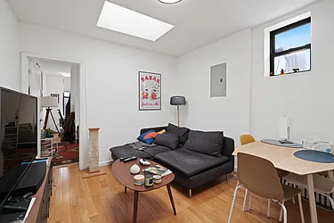 Rented by Nest Seekers International