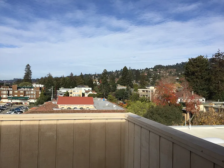 1440 Walnut St #A — Photo 22
