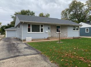 1222 Oregon Ave, Joliet, IL 60435