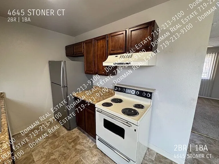 4645 Stoner Ct — Photo 8