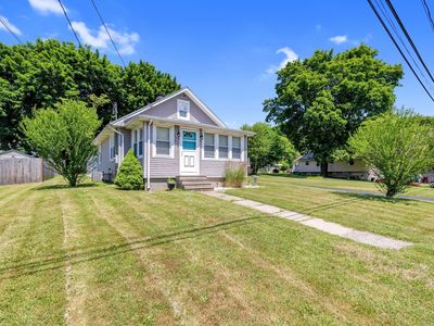60 McKenzie Avenue, Meriden, CT, 06451