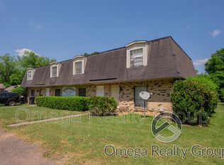 2111 16th St APT 2, Calera, AL 35040