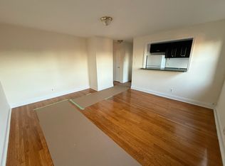 21-20 21st Ave #3A, Astoria, NY 11105