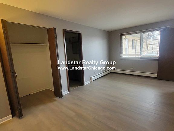 5th image of 3042 N Central Ave APT 202