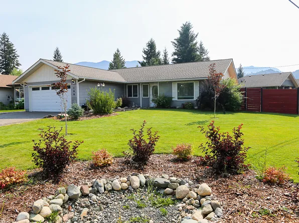 566 McLean Rd, Barriere, BC V0E 1E0
