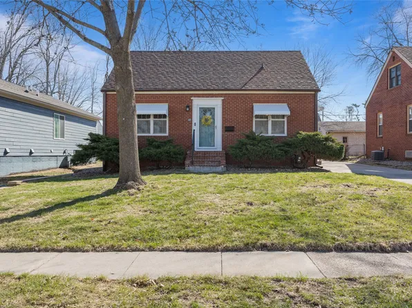 1605 56th St, Des Moines, IA 50310