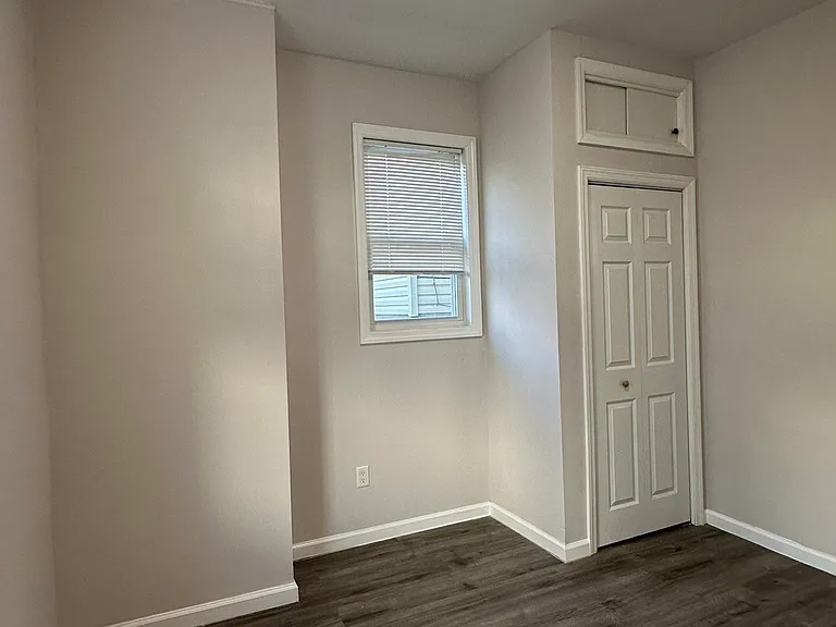 38 Clendenny Ave #1R — Photo 9