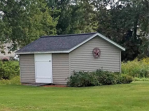 2nd image of 3083 Zettel Dr