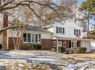 506 Elizabeth Rd, Glen Burnie, MD 21061