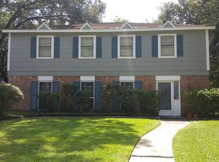 4611 El Salvador Dr, Houston, TX 77066