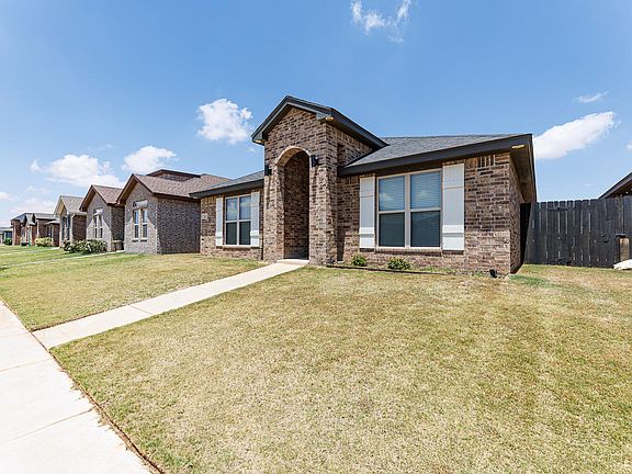 3rd image of 204 Cowboy Ln