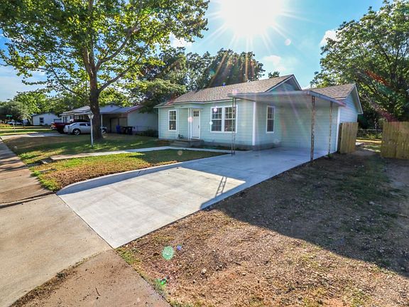 3rd image of 3921 Speight Ave