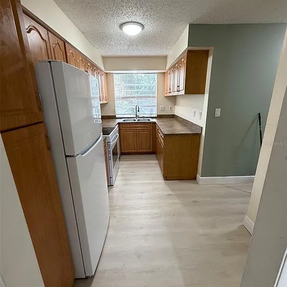 7605 Pasa Dobles Ct — Photo 4