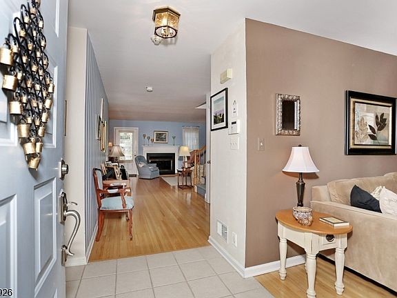 4th image of 72 Birch Ln