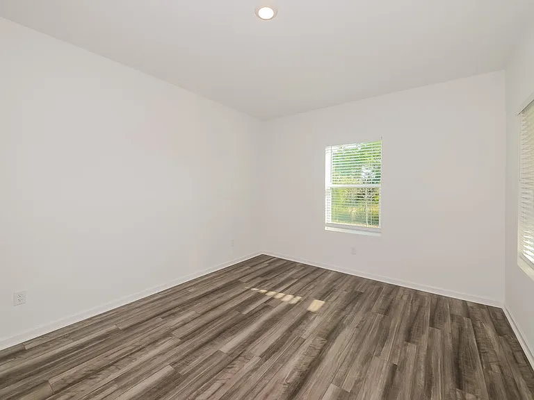 996 Ocean Spray Dr — Photo 11