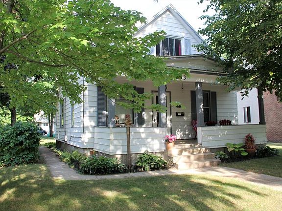 2nd image of 813 14th Ave S