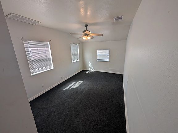 5th image of 118 Belfast Dr