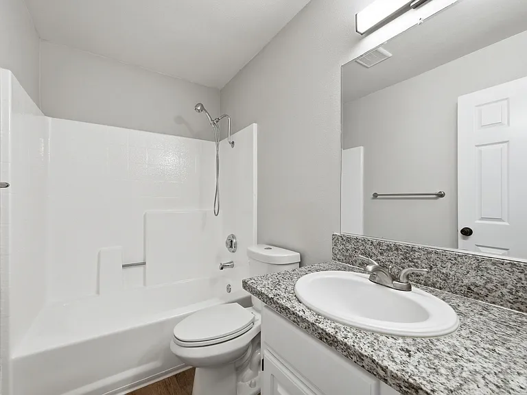 Benchmark Apartments — Photo 23