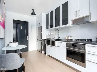 29-10 Broadway #3L, Astoria, NY 11106