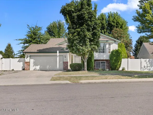 2937 W Strawberry Ln, Hayden Lake, ID 83835