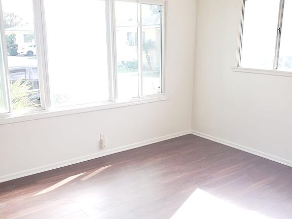 3rd image of 6707 King Ave #B