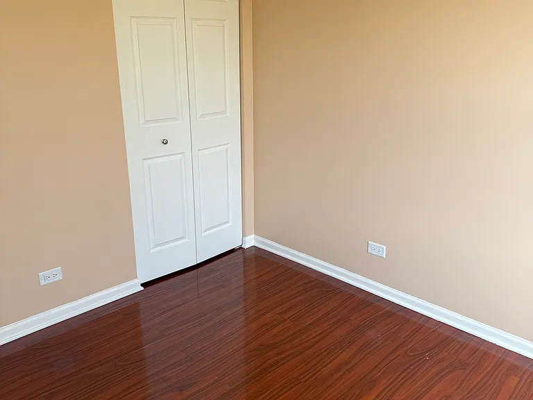 244 Wilton Ln — Photo 7