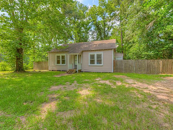 2nd image of 605 Arvon St