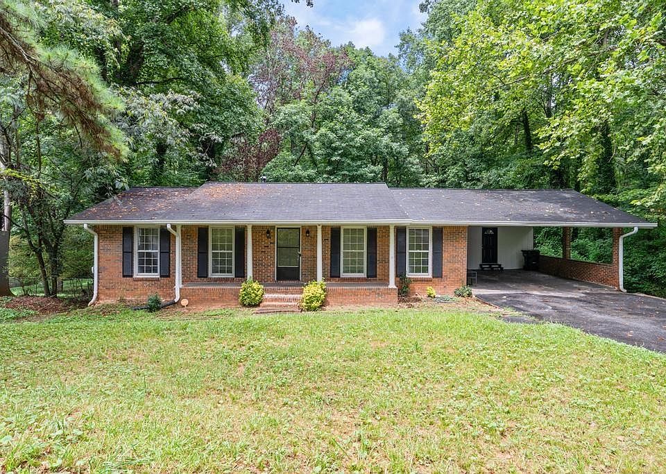 1st image of 246 Barbara Ln SW
