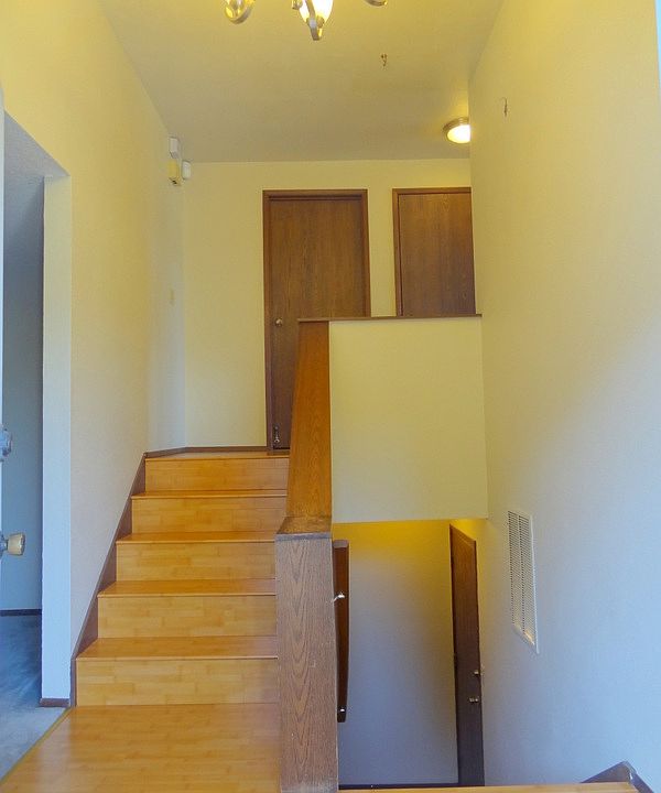 1st image of 402 Lind Ave NW