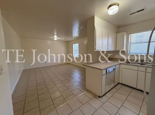 1604 Oak Croft Dr #C, Winston Salem, NC 27107