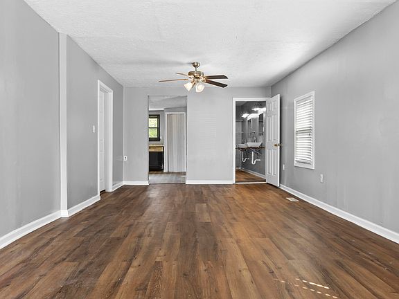2nd image of 37 Ashland Ave