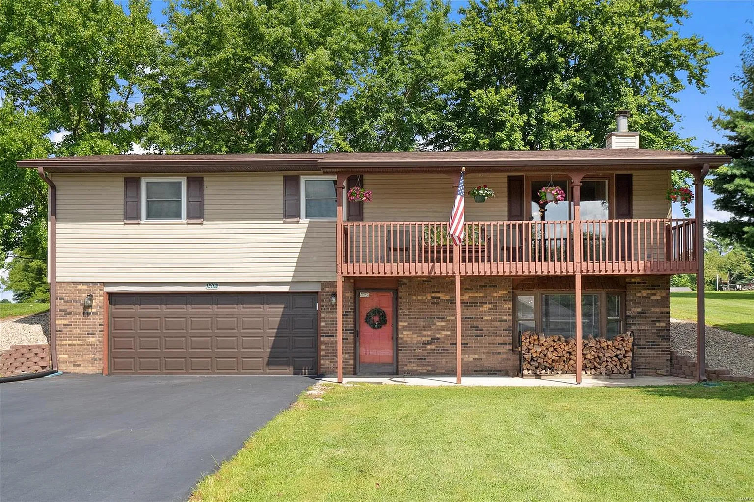 1405 Britany Ct photo 1