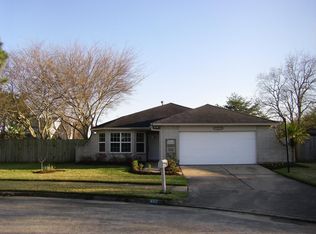 462 Eastcape Ct, Webster, TX 77598