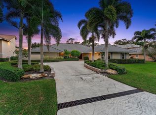 5 Glencairn Rd, Palm Beach Gardens, FL 33418